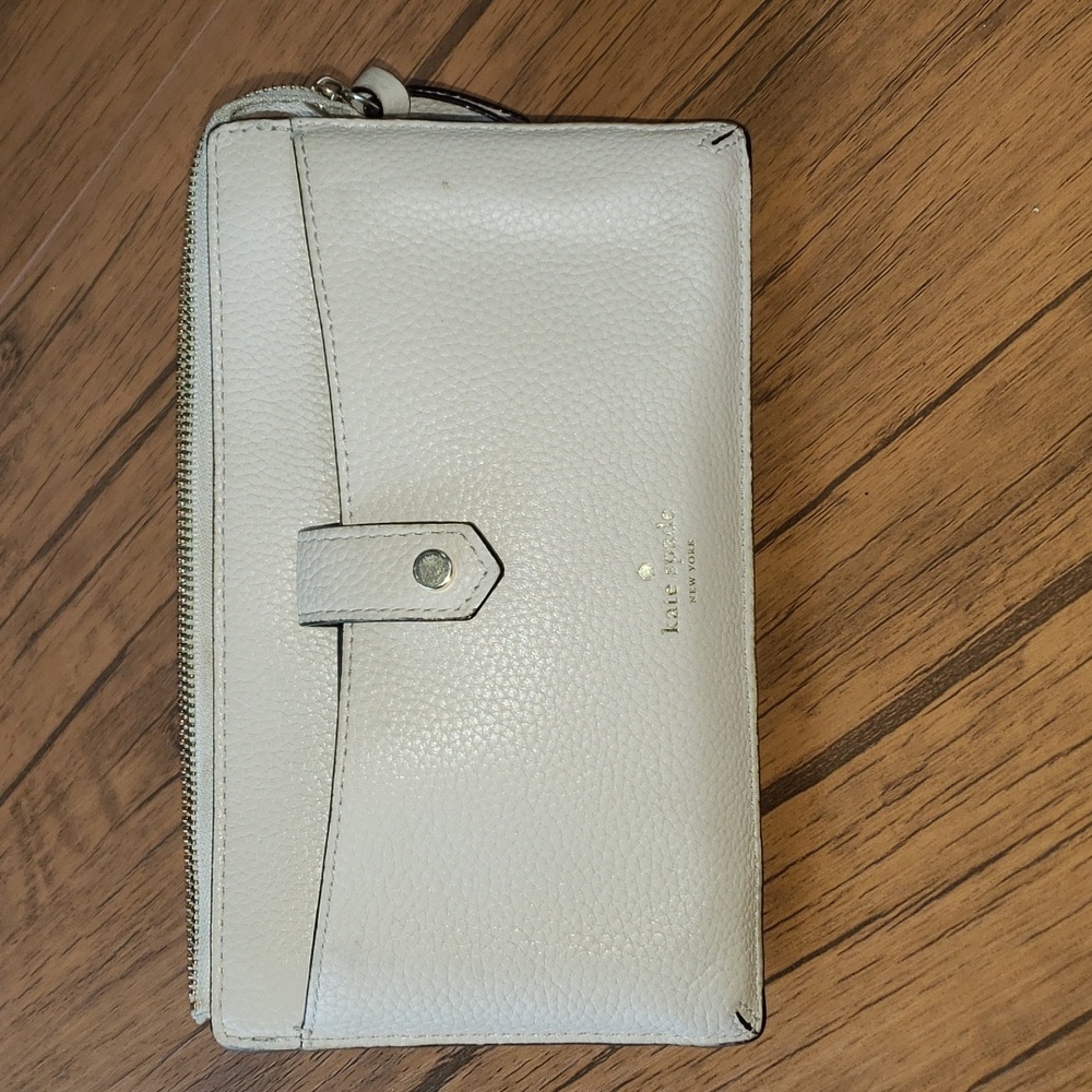 EUC Kate Spade Leather Crossbody/Wallet